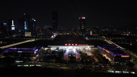 航拍广东深圳北高铁站夜景视频