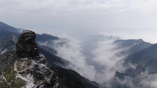 贵州铜仁梵净山5A景区雪景航拍视频