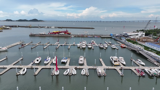 珠海九洲港游艇码头港珠澳大桥游艇视频