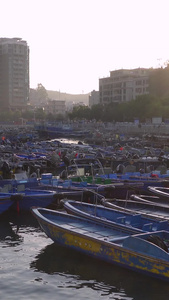 蓝色海洋海边渔村渔民渔船自然风光素材海景素材视频