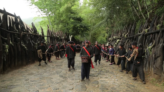 沧源翁丁少数民族佤族载歌载舞节日视频