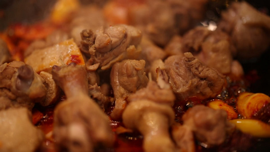 红烧鸡肉炖干锅鸭土匪鸭视频