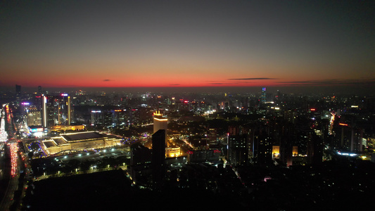 夜幕下的城市航拍视频