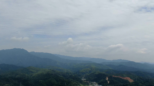 航拍大自然山川蓝天白云自然风景视频