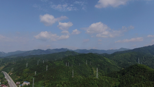 航拍大自然山川蓝天白云自然风光视频