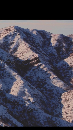 航拍天山雪山21:928秒视频