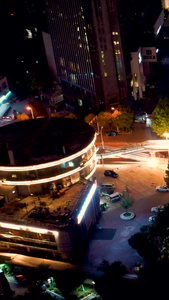 航拍夜色中的武汉大道交通机动车视频