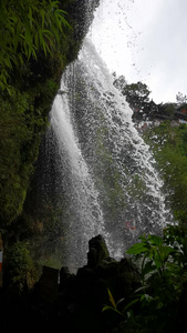 瀑布流水视频