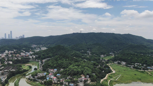 航拍湖南长沙岳麓山景区全景[旅游点]视频