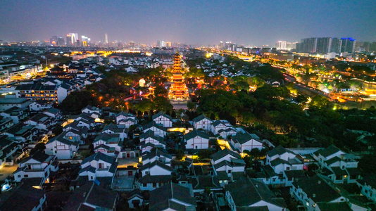 航拍运镜苏州园林盘门冬日夜景视频