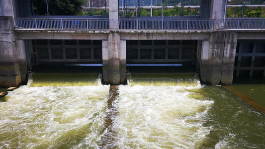 泄洪水坝[破堤]视频