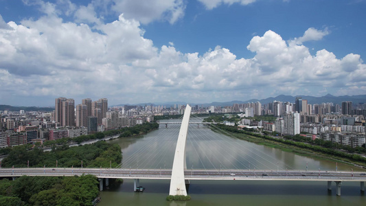 江西赣州飞龙大桥地标建筑航拍视频