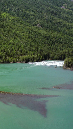 航拍5A景区喀纳斯第三道湾卧龙湾视频旅游目的地41秒视频