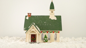 白色雪地圣诞小房子13秒视频