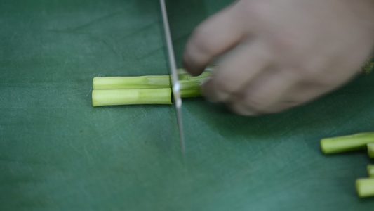 美食制作芦笋视频