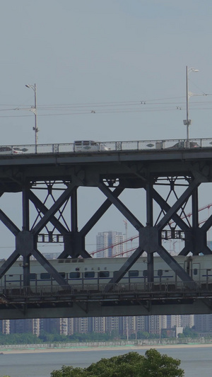 合集城市武汉长江大桥桥梁交通道路江景轨道火车物流轮船货运素材火车素材59秒视频