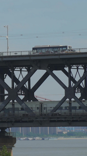合集城市武汉长江大桥桥梁交通道路江景轨道火车物流轮船货运素材桥梁素材59秒视频