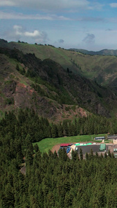 航拍5A国家风景名胜天山天池景区盘山公路视频天山山脉视频