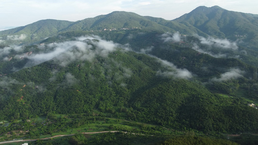 露营基地 山顶露营 风景独好视频