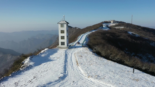 高山雪景视频