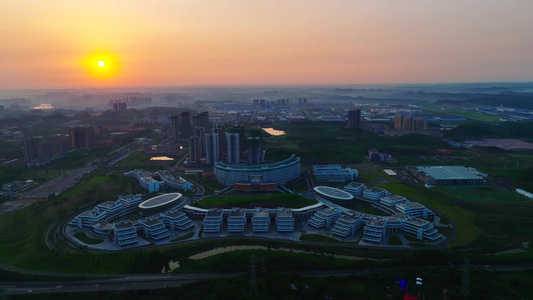 航拍清晨城市建筑日出视频