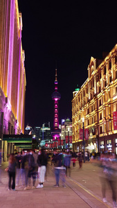 南京路步行街人群人流延时夜景视频