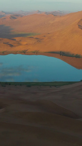 巴丹吉林沙漠海子特写内蒙古视频
