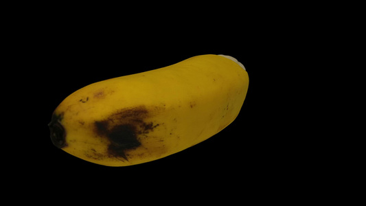 黑色背景的半皮香蕉01a滚动视频