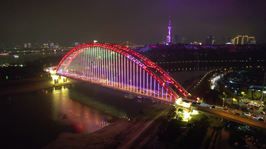 地标武汉汉阳汉江晴川桥夜景航拍视频视频