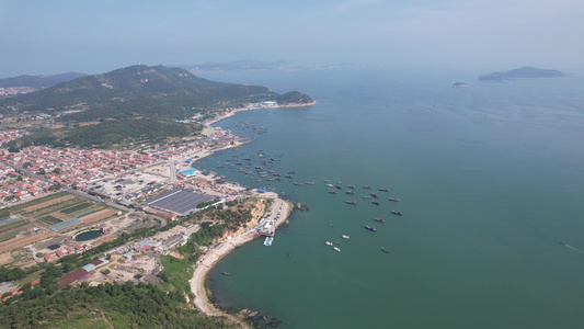 海岸线岛屿沙滩蓝色海洋自然风光航拍视频