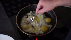 烹煮鸡蛋9秒视频