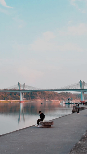 中国酒城泸州国窖大桥长江泸州老窖33秒视频