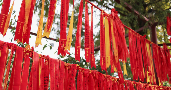 杭州径山寺祈福红丝带视频