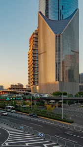 上海陆家嘴地标夕阳大城市交通夜景延时东方明珠视频