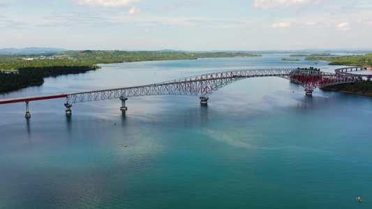 SanJuanico桥连接着Samamar岛和莱特岛视频