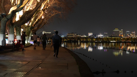 夜晚的杭州西湖视频