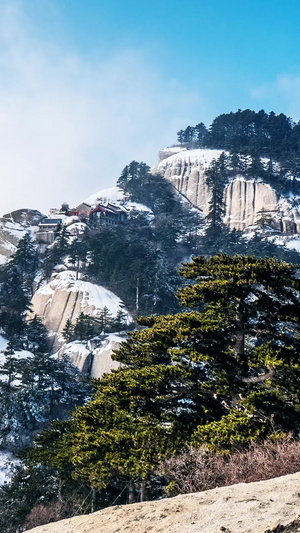 华山南峰延时风景被雪覆盖10秒视频