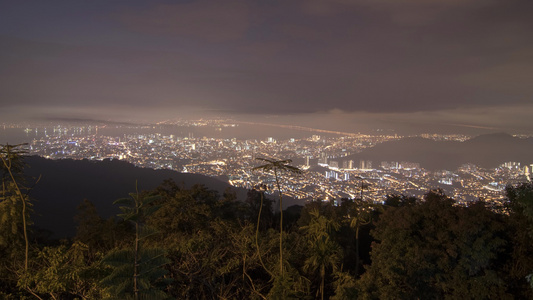 夜以继日地看乔治城从蓬昂山的波南风景视频