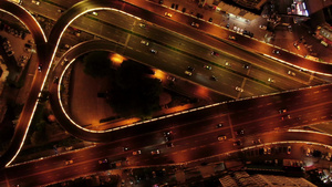 俯拍夜晚城市立交桥13秒视频