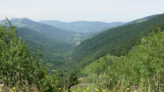 比利牛斯山脉的视野法国法郎视频