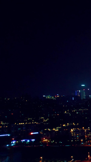 航拍南昌之星摩天轮地标建筑城市夜景52秒视频