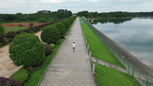 旅游景区常德市清水湖旅游区4A景区大坝航拍 视频