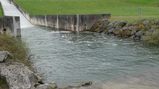 水坝水流视频