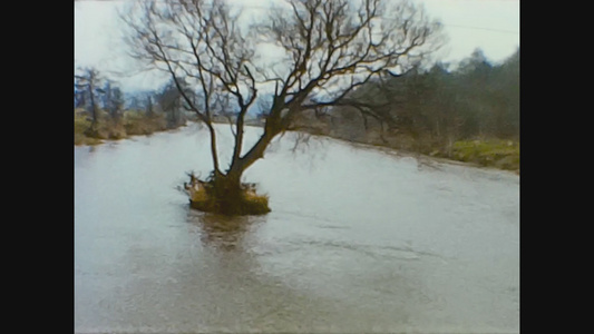 1966年统一王国冬季河流视频
