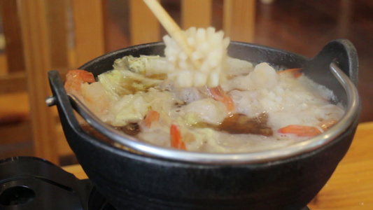 沙布锅煮饭吃食物视频