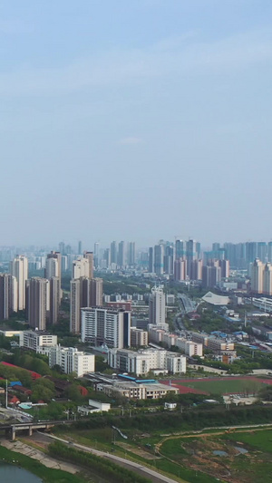 航拍武汉地标江汉湾城市江景风光航拍中国21秒视频