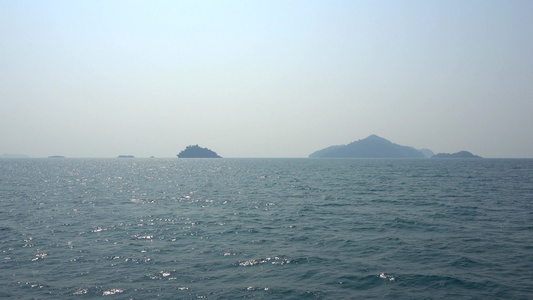 乘船在泰国海上旅行视频