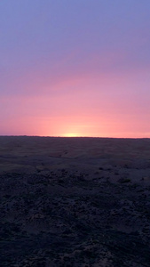 实拍宁夏沙坡头沙漠夕阳夏季热门景点视频