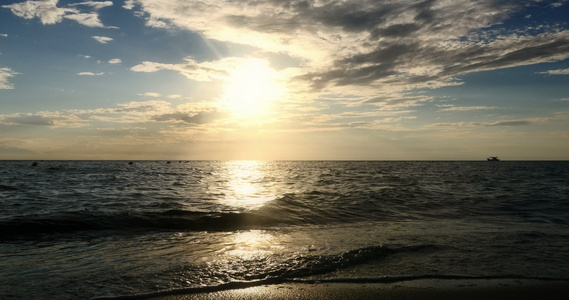 宁静和平的海洋日落视频