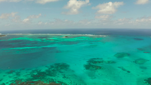 蓝海和热带岛屿海景菲利平群岛17秒视频
